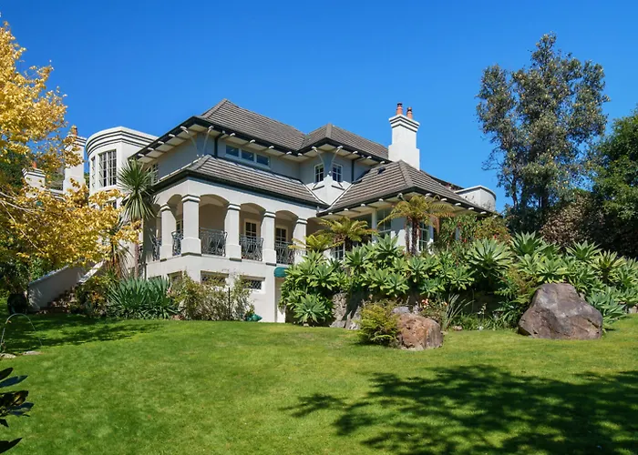 Greenmantle Estate Hotel