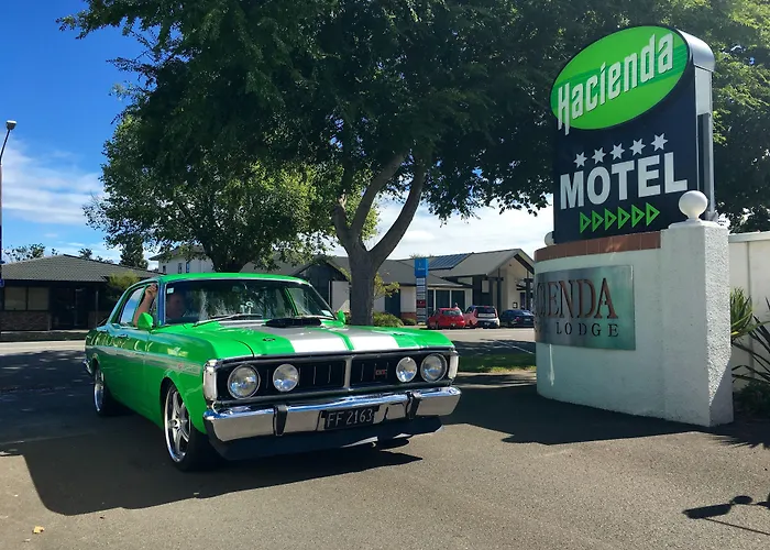 Hacienda Motor Lodge