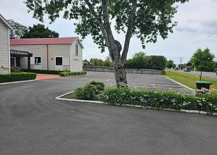 Gateway Motor Inn